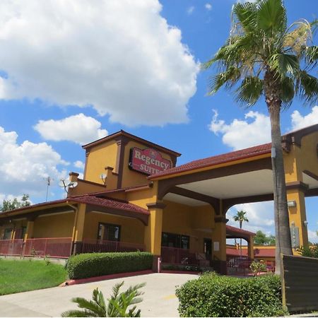 Regency Suites Iah Beltway 8 Houston Kültér fotó